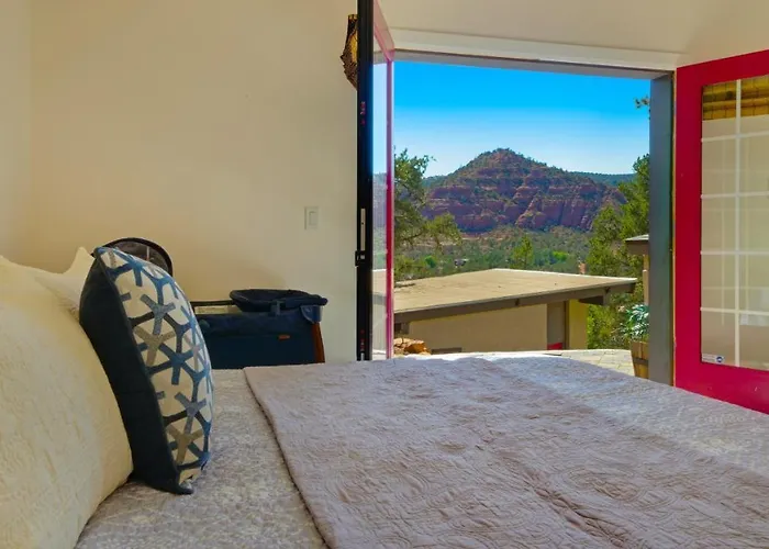 Walk 2 Trails! Pet Friendly! Stunning Views! * Sedona