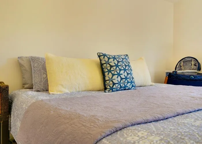 Walk 2 Trails! Pet Friendly! Stunning Views! Holiday home *